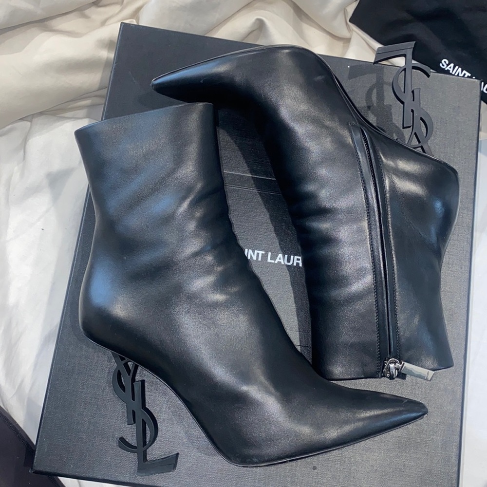 YSL OPYUM LEATHER BOOTIES